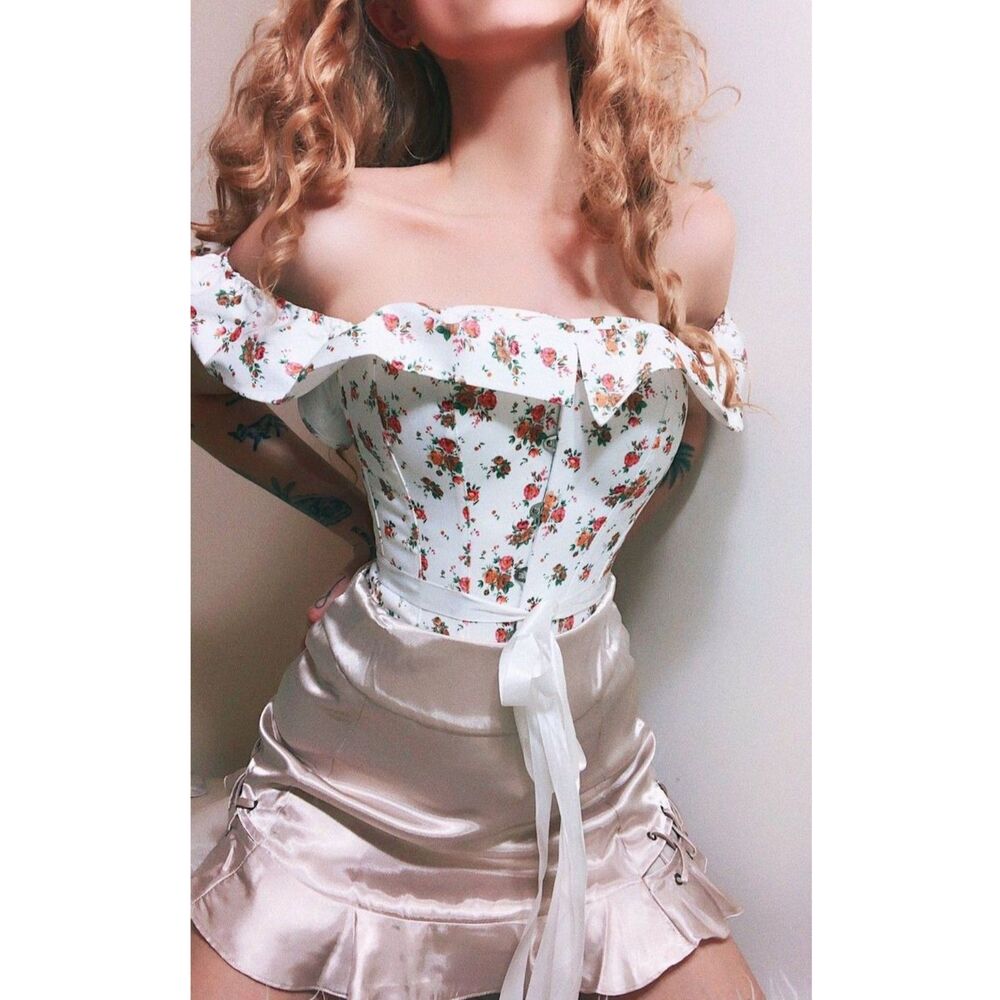 Corset Story Floral Vintage Inspired Straight Line Overbust 6 NWOT